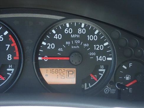 Used 2013 Nissan Frontier SV AWD/4WD image 23