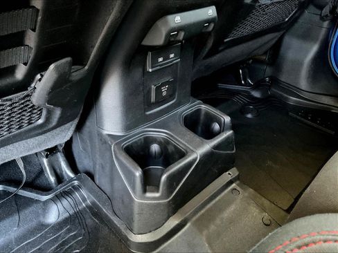 Used 2021 Jeep Gladiator Rubicon AWD/4WD image 11