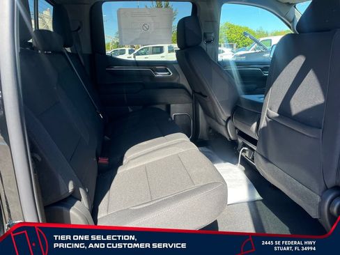 New 2026 GMC Sierra 1500 SLE w/ Preferred Package RWD image 17