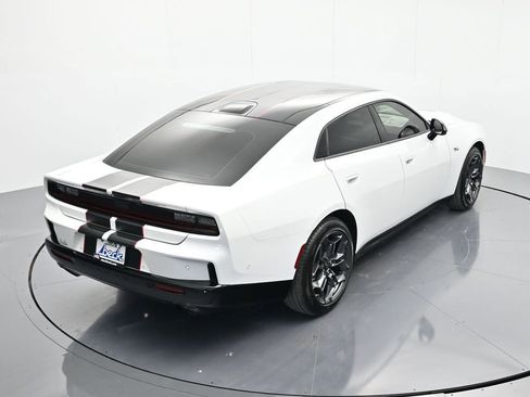 New 2026 Dodge Charger R/T AWD/4WD image 31
