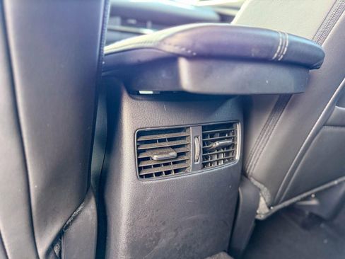 Used 2025 MAZDA CX-30 AWD 2.5 S w/ Preferred Package image 17