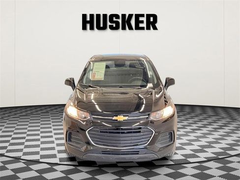 Certified 2021 Chevrolet Trax LS w/ Tint and Cruise Package image 3
