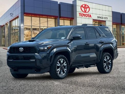 Certified 2025 Toyota 4Runner TRD Sport AWD/4WD image 2