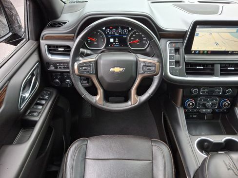 Used 2021 Chevrolet Suburban High Country w/ Premium Package AWD/4WD image 12