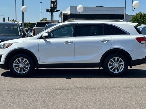 Used 2016 Kia Sorento AWD w/ LX Convenience Package image 7
