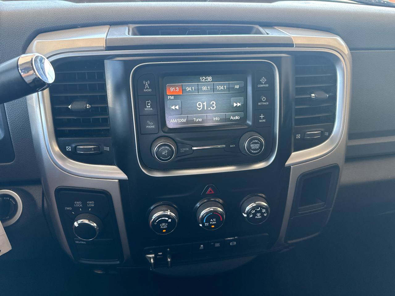 Used 2016 RAM 2500 SLT AWD/4WD image 9