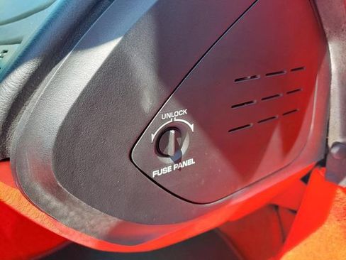 Used 1994 Chevrolet Corvette Coupe RWD image 28