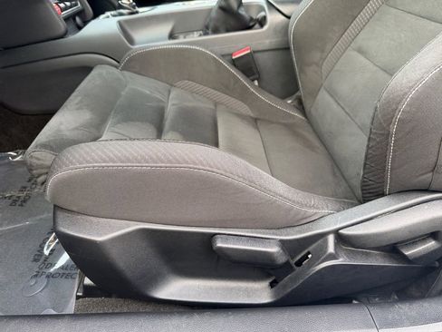 Used 2016 Ford Mustang Shelby GT350 w/ Track Package image 13