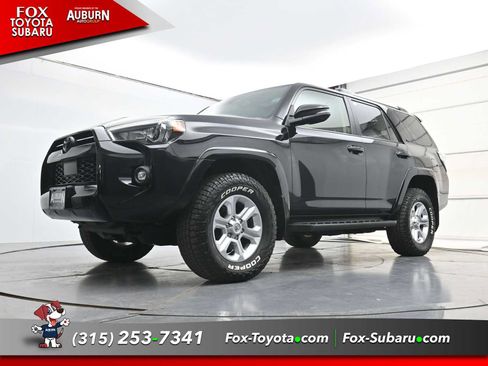 Used 2023 Toyota 4Runner SR5 Premium w/ Moonroof Package AWD/4WD image 24