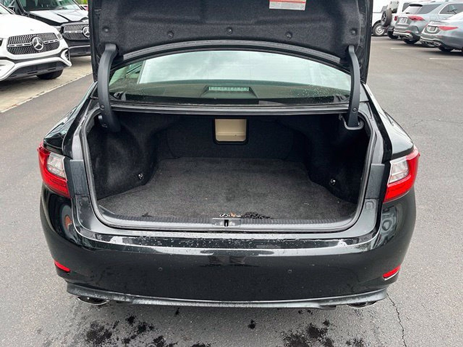 Used 2018 Lexus ES 350 w/ Luxury Package w/Wood Trim FWD image 7