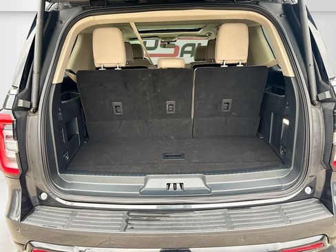 Used 2024 Ford Expedition Limited RWD image 28