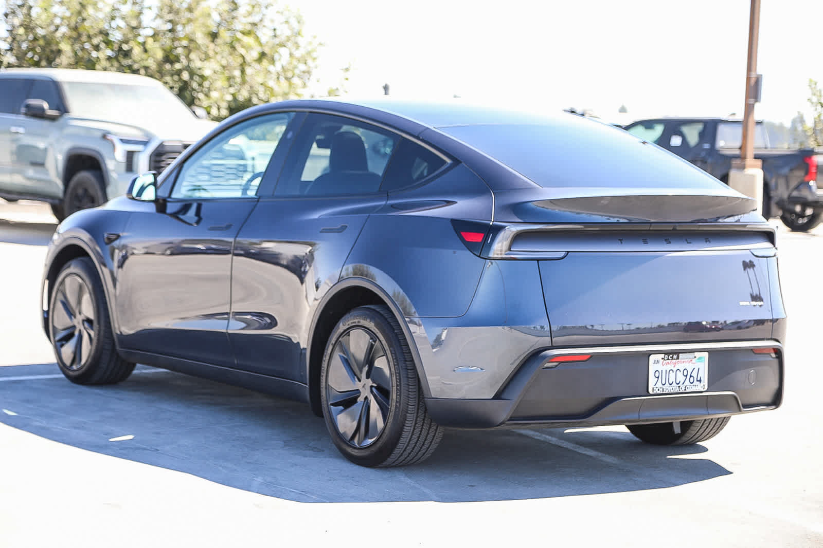 Used 2026 Tesla Model Y Long Range AWD/4WD image 7