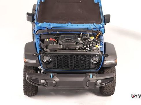 Used 2024 Jeep Wrangler Unlimited AWD/4WD image 4