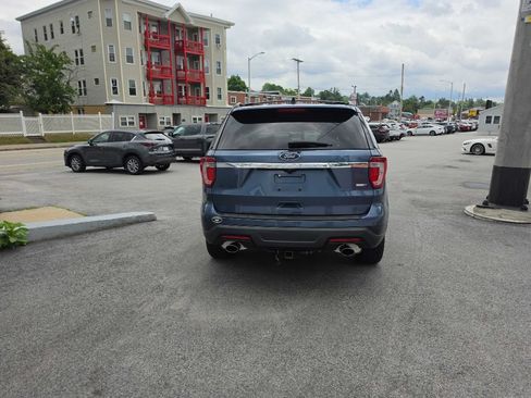 Used 2018 Ford Explorer 4WD image 7
