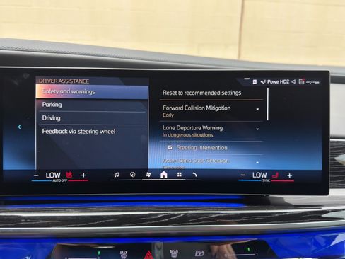 Used 2023 BMW 740i RWD image 33