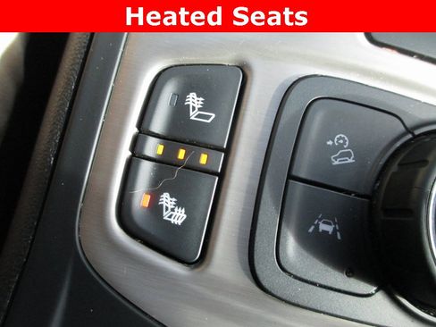 Certified 2024 GMC Terrain Denali image 17