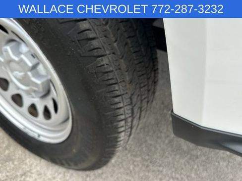 Used 2024 Chevrolet Colorado W/T w/ WT Convenience Package II RWD image 13