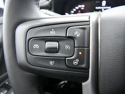 Used 2023 GMC Yukon XL Denali RWD image 38