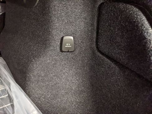 New 2026 Volvo XC40 B5 Plus w/ Climate Package image 29