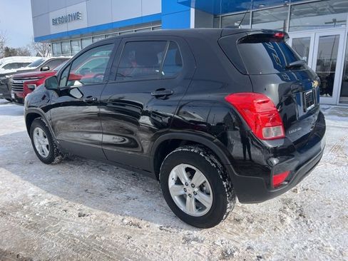 Used 2022 Chevrolet Trax LS w/ Tint and Cruise Package image 4