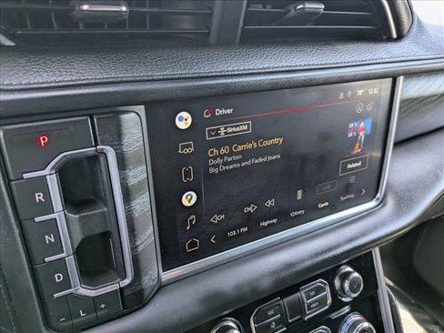Used 2022 GMC Yukon XL Denali AWD/4WD image 11