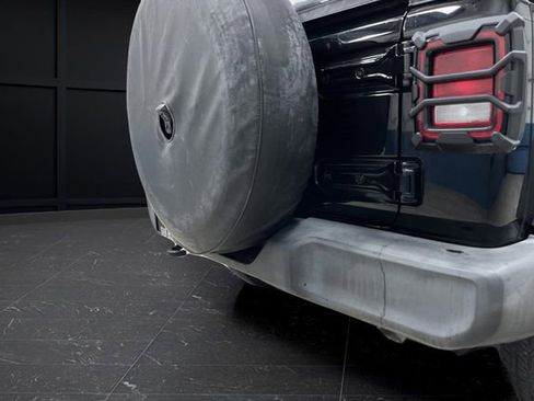 Used 2021 Jeep Wrangler Sport image 29