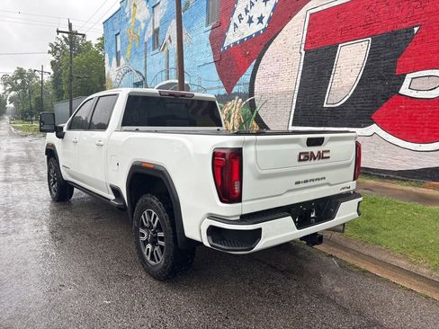 Used 2023 GMC Sierra 2500 AT4 w/ AT4 Premium Plus Package AWD/4WD image 5