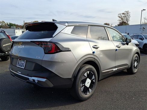 New 2026 Kia Sportage LX image 4