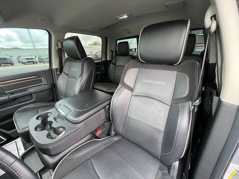 Used 2024 RAM 2500 Laramie w/ Safety Group AWD/4WD image 17