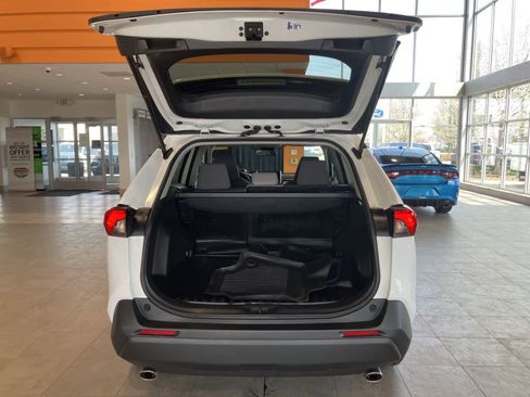 Used 2023 Toyota RAV4 XLE FWD image 27