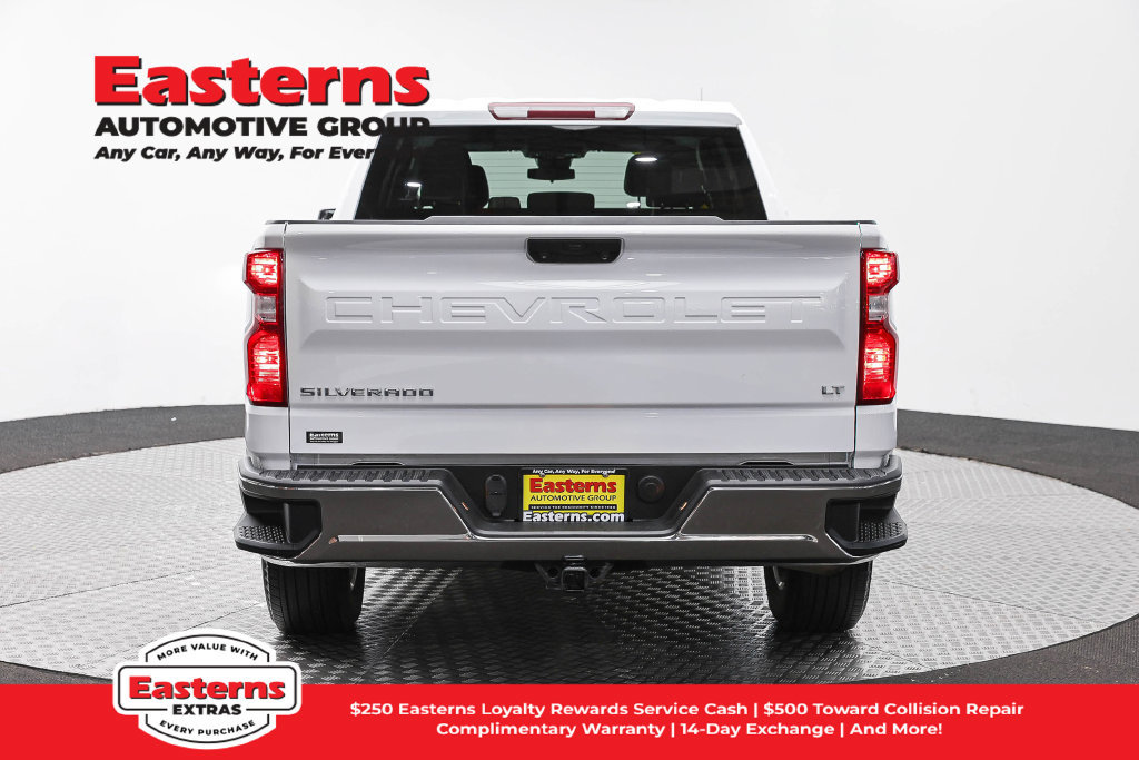 Used 2023 Chevrolet Silverado 1500 LT AWD/4WD image 7