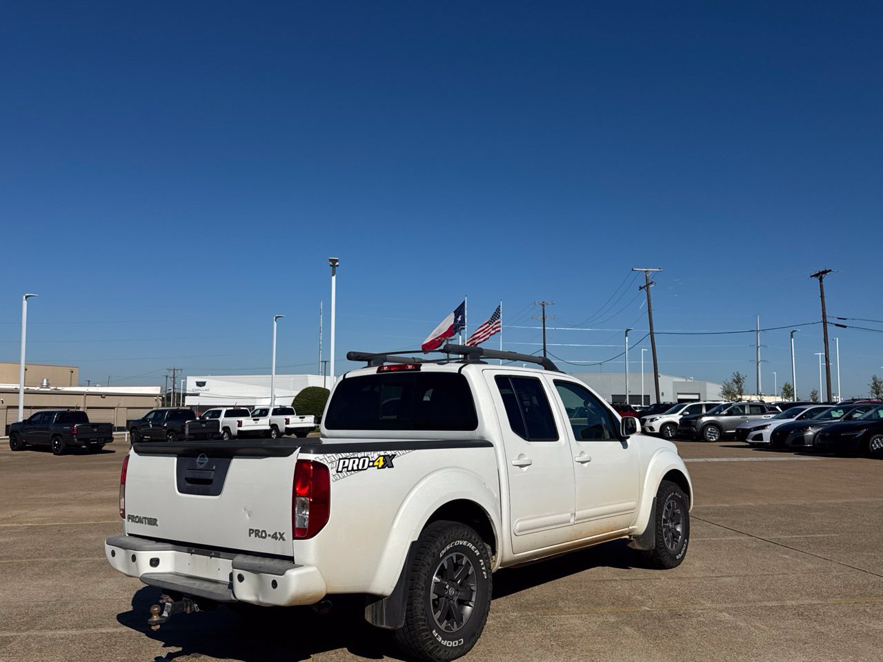 Used 2015 Nissan Frontier PRO-4X w/ Pro-4x Luxury Package AWD/4WD image 25