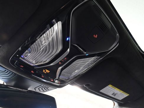 Used 2020 BMW M760i xDrive w/ Luxury Rear Seating Package AWD/4WD image 33