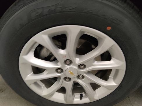 Used 2018 Chevrolet Equinox LT FWD image 31
