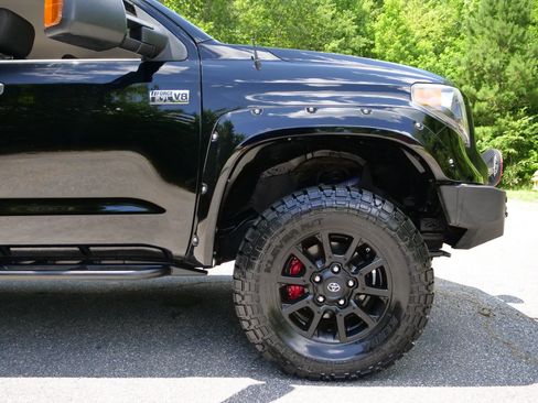 Used 2015 Toyota Tundra SR5 w/ TRD Off Road Package AWD/4WD image 38