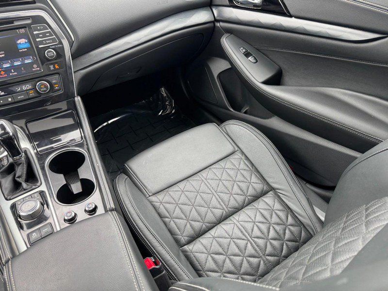 Used 2022 Nissan Maxima Platinum w/ Sport Mat Group FWD image 17