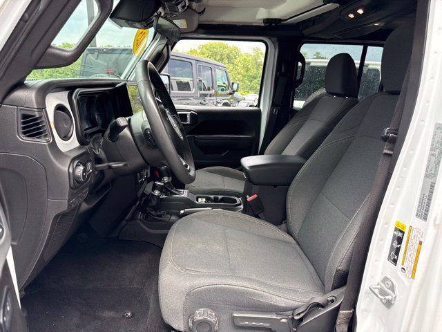 Used 2025 Jeep Wrangler Unlimited Sport AWD/4WD image 13