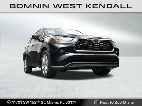 Used 2020 Toyota Highlander Limited image 27