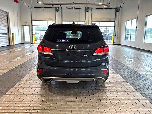 Used 2018 Hyundai Santa Fe FWD image 6