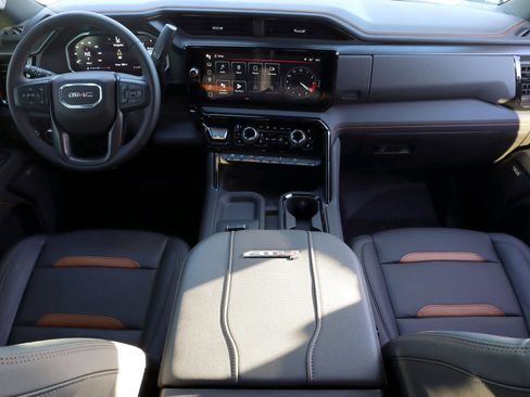 Used 2026 GMC Sierra 2500 AT4 w/ AT4 Premium Plus Package image 6