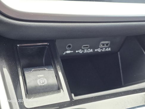 Used 2023 Subaru Legacy Premium AWD/4WD image 24