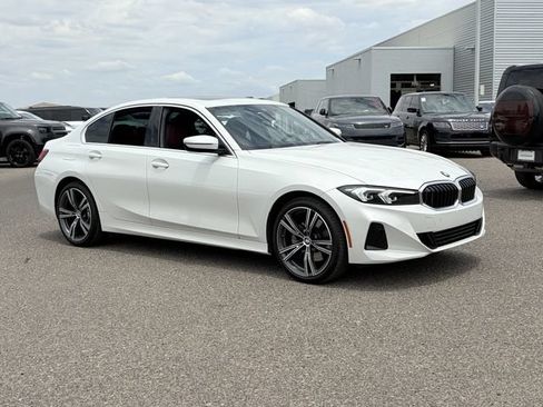 Used 2024 BMW 330i Sedan w/ Premium Package RWD image 4
