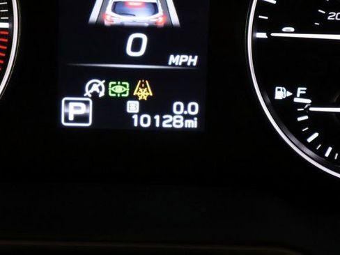 Used 2025 Subaru Outback Limited image 16