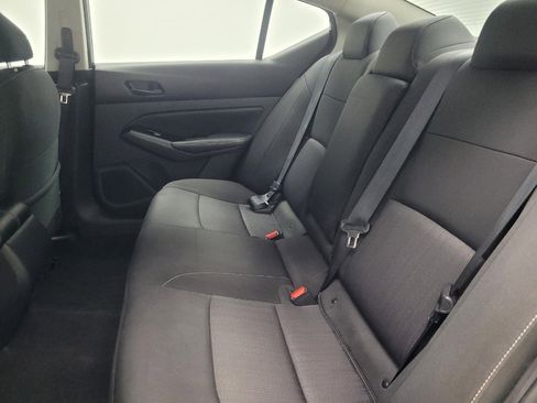 Used 2023 Nissan Altima 2.5 SV w/ SV Premium Package image 18