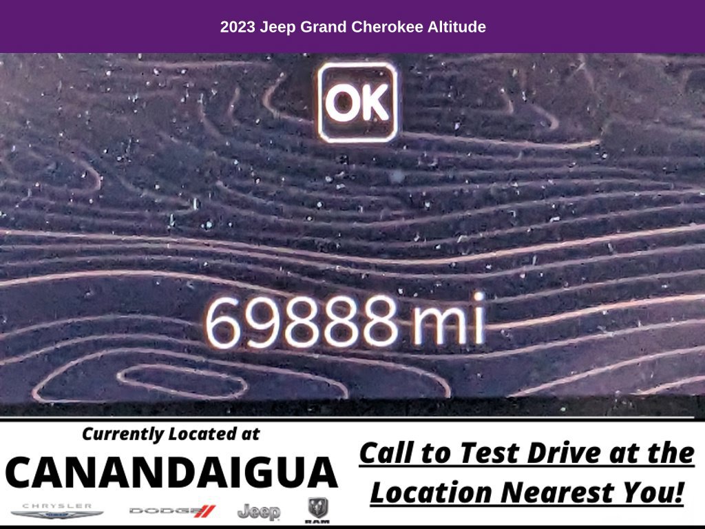 Used 2023 Jeep Grand Cherokee Altitude AWD/4WD image 14