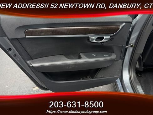 Used 2018 Volvo S90 T5 Momentum w/ Protection Package AWD/4WD image 24