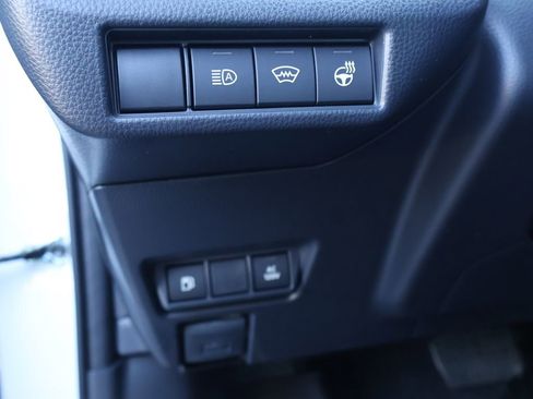 New 2026 Toyota Prius Plug-In Hybrid FWD image 17