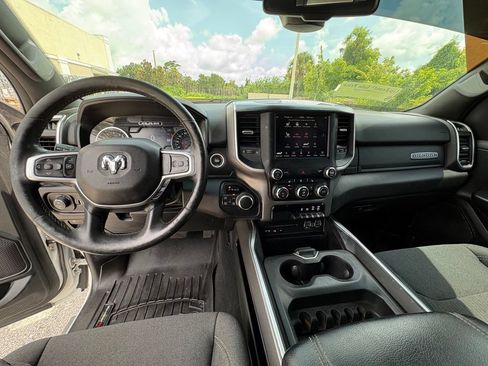 Used 2019 RAM 1500 Big Horn AWD/4WD image 8