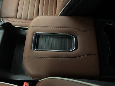 Used 2023 GMC Yukon XL Denali Ultimate image 19