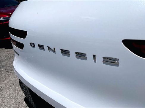 Used 2023 Genesis GV70 2.5T w/ Advanced Package AWD/4WD image 31